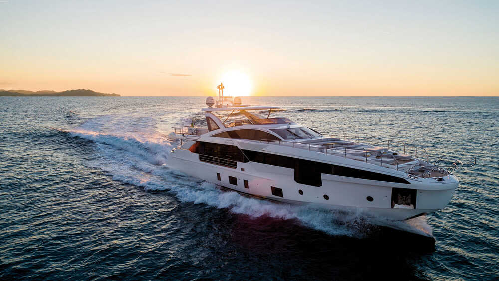 Экстерьер Azimut Grande 32 METRI