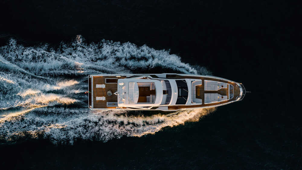 Экстерьер Azimut Grande 32 METRI