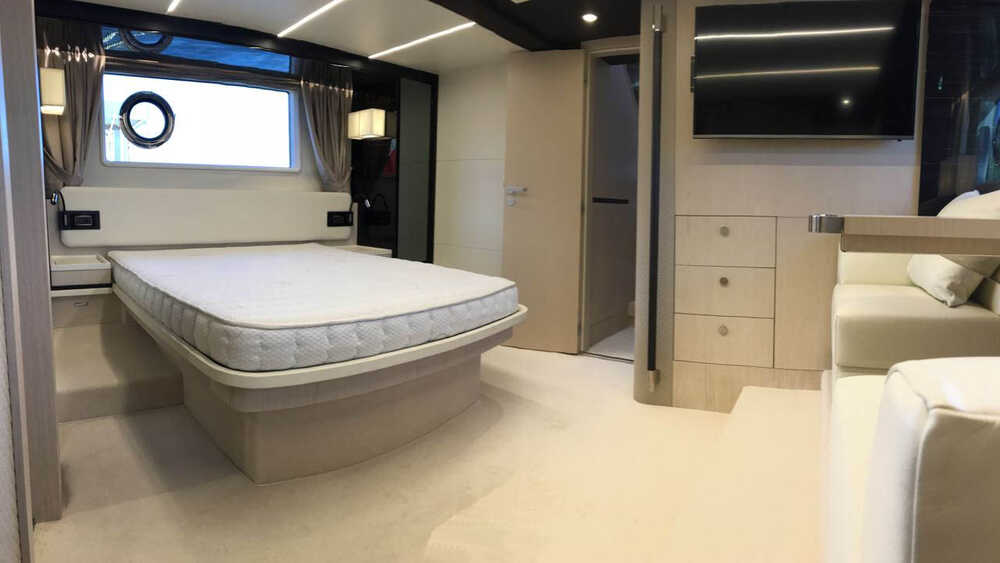 Azimut 66 2017