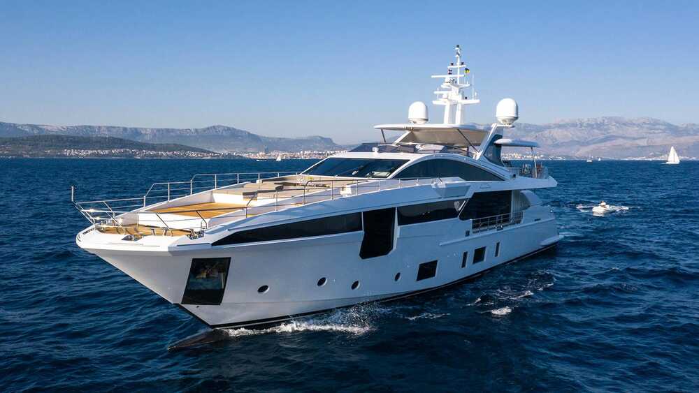 Azimut Grande 35 METRI M/Y IRYNA 2019