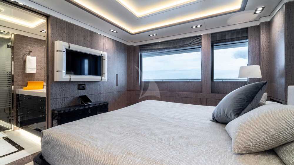 Гостевая каюта яхты OPTASIA