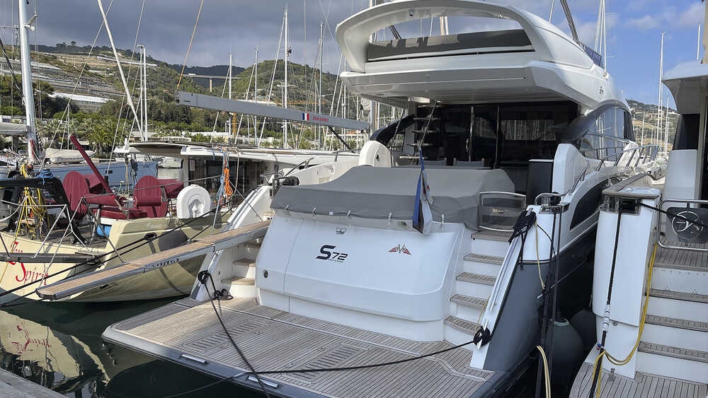 Экстерьер Princess S72