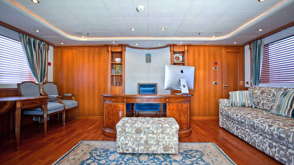 Rodriquez 38m M/Y APOLA