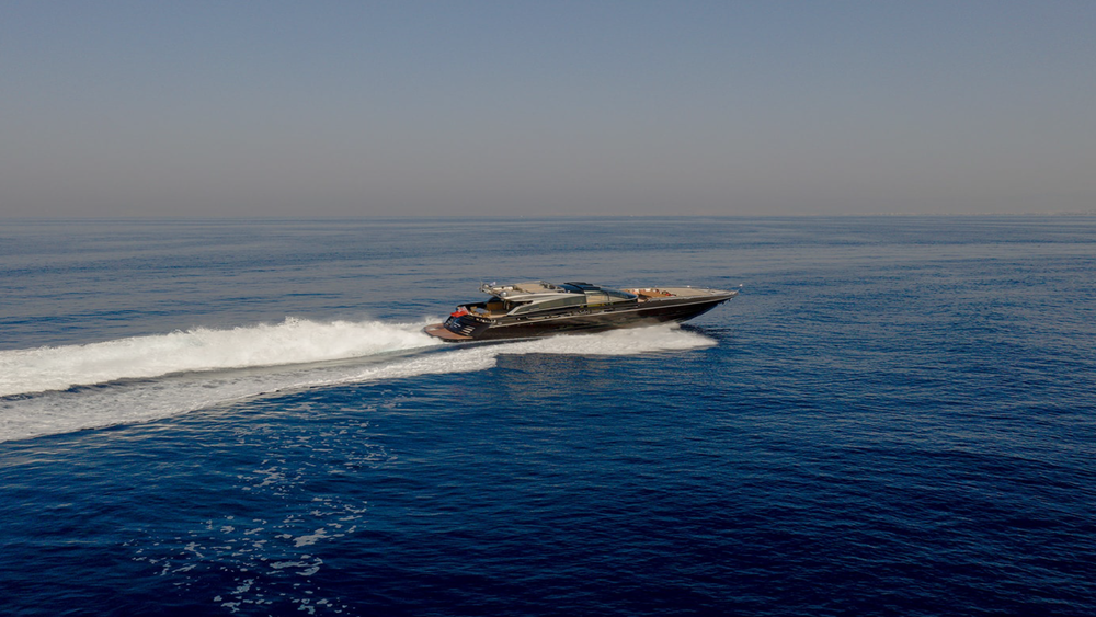 Экстерьер Baia 100 M/Y FAN ONE 2008