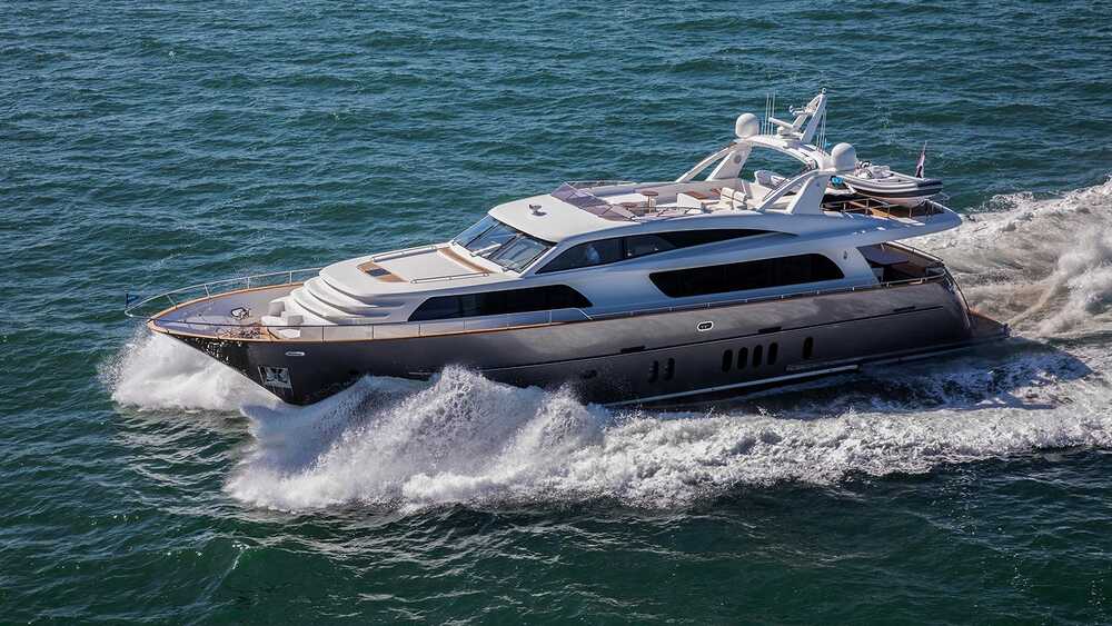 Экстерьер Van der Valk 26 m RPH
