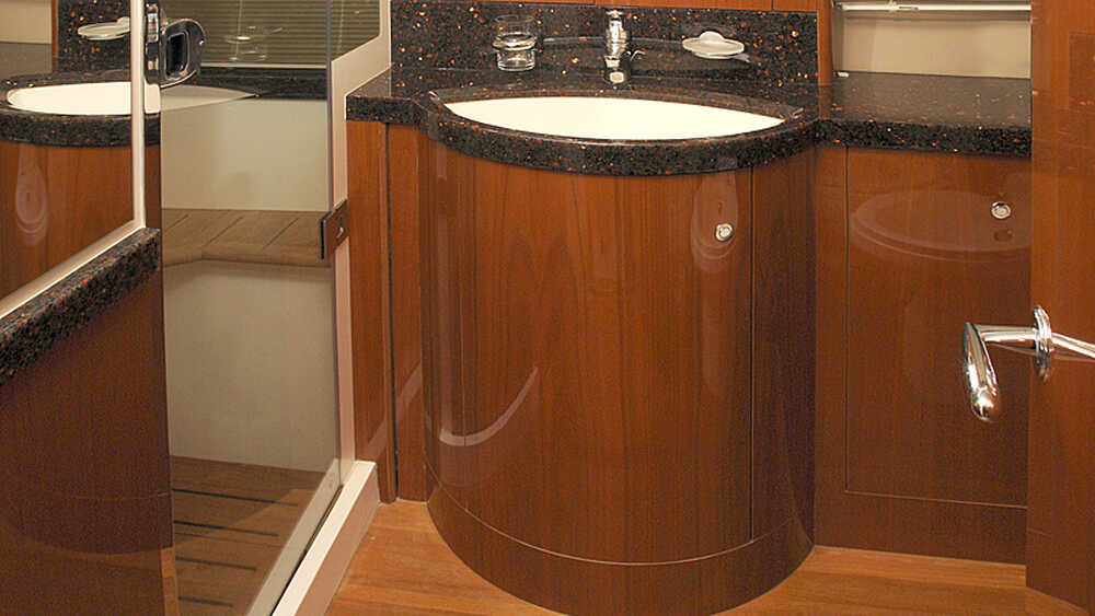 Санузел Princess 67 (2007)