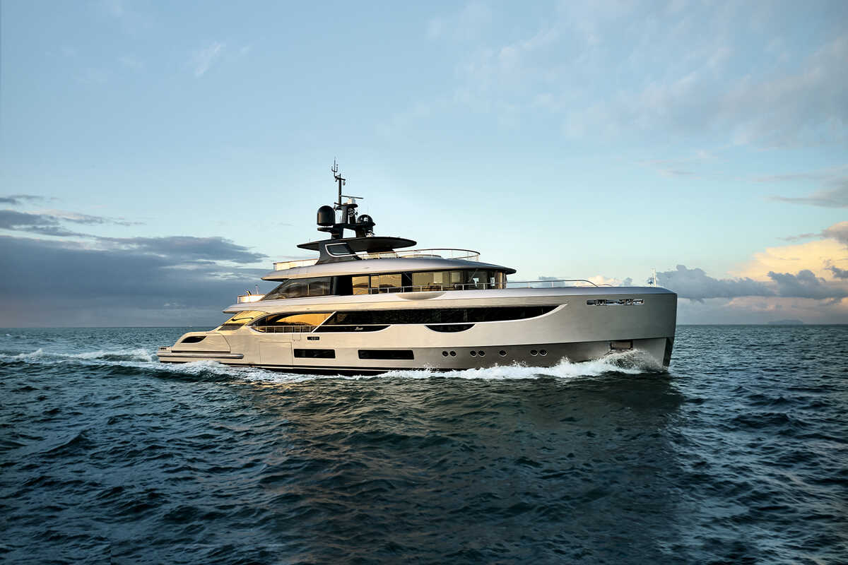 Экстерьер OASIS 40M