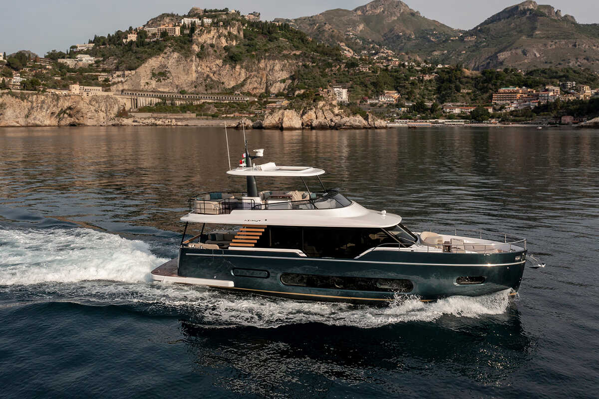 Экстерьер Magellano 60