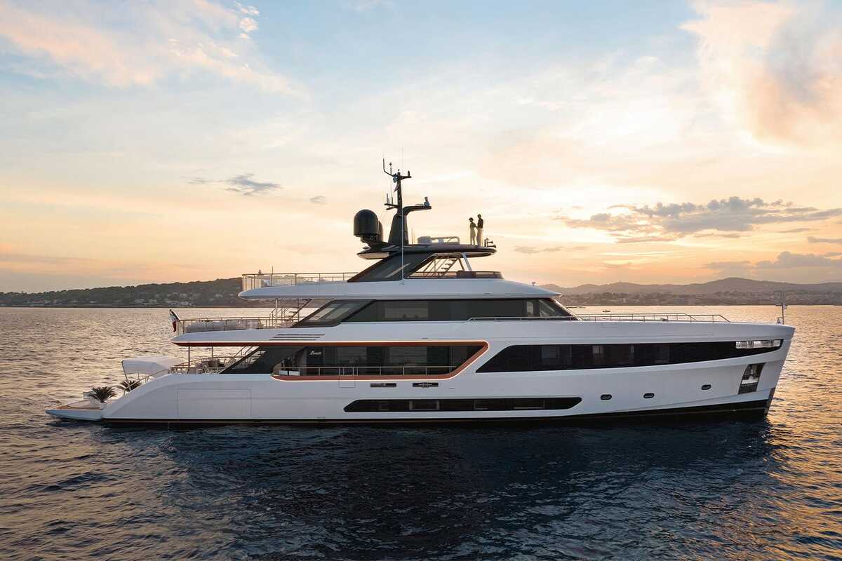 Экстерьер Benetti Motopanfilo 37M