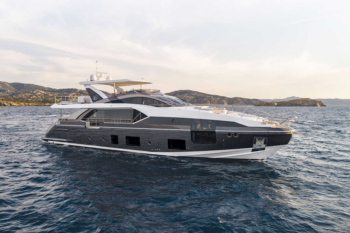 Экстерьер Azimut Grande 27METRI