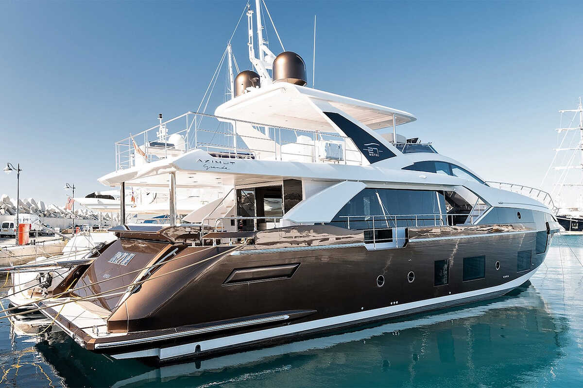 Экстерьер Azimut Grande 27 METRI