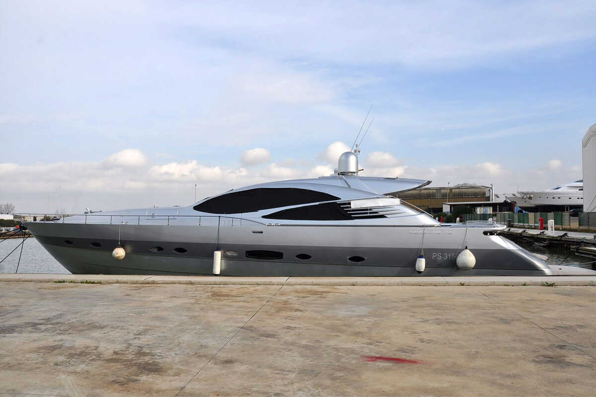 Экстерьер Pershing 76 - 2003
