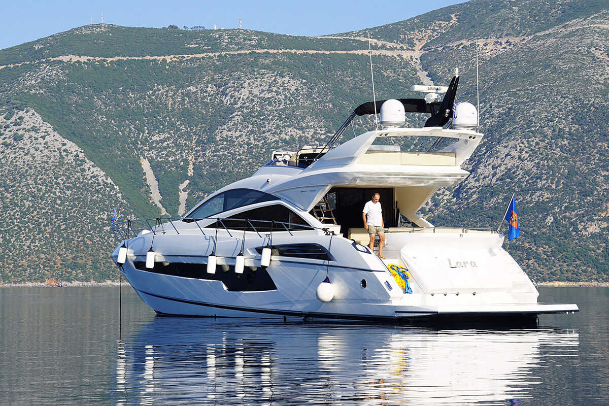 Экстерьер Sunseeker 68 Sport Yacht