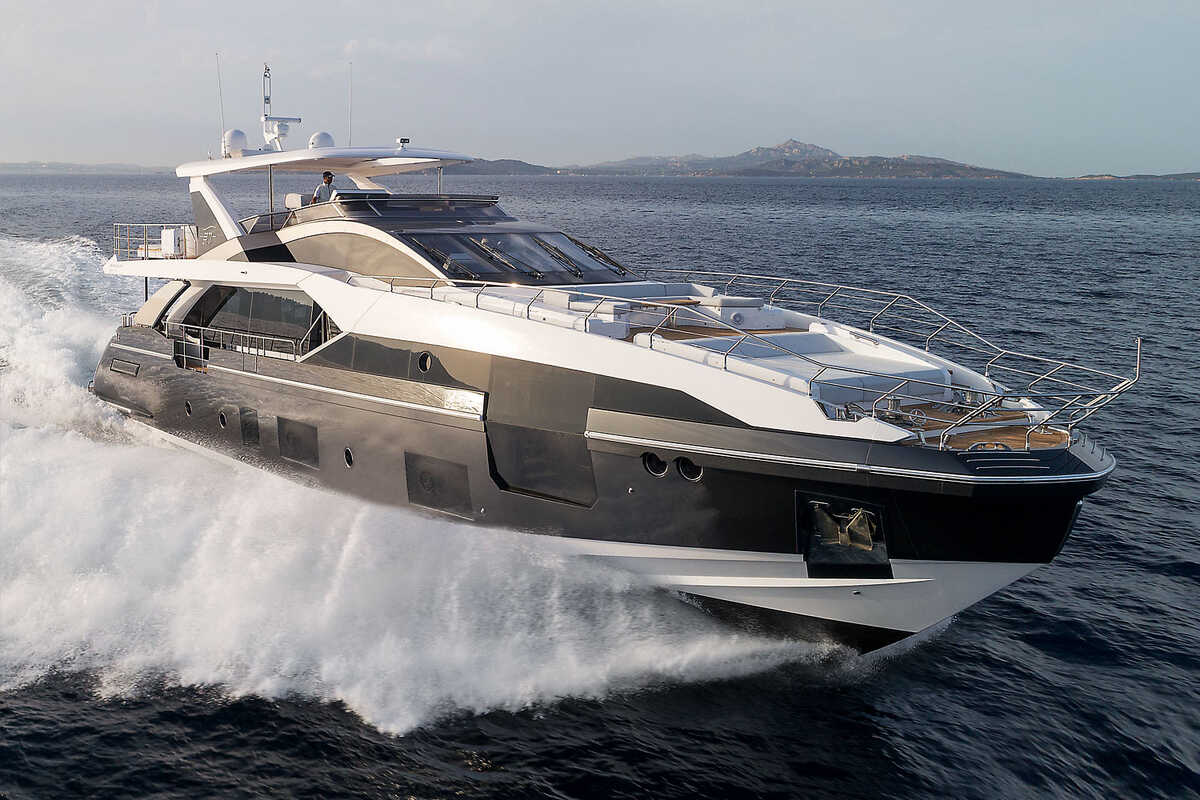 Экстерьер Azimut Grande 27METRI