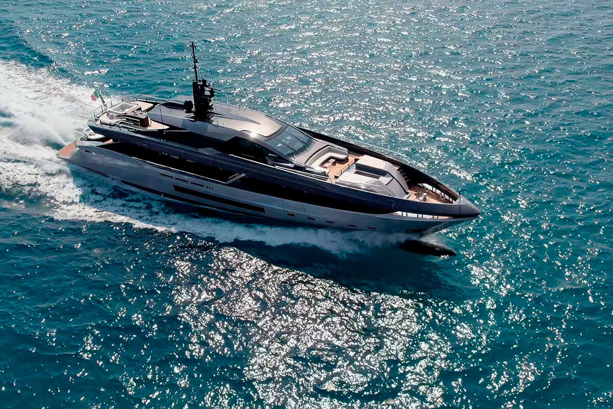 Экстерьер Mangusta Gransport 45 2021