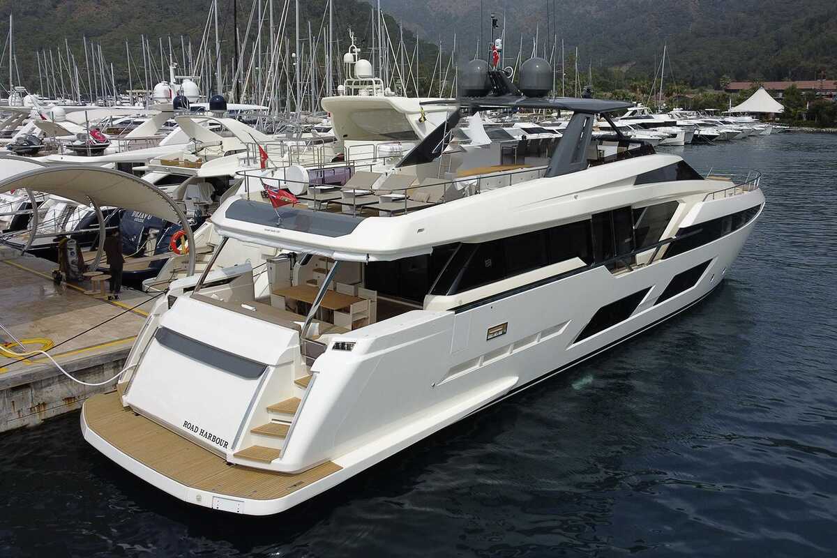 Экстерьер Ferretti 920