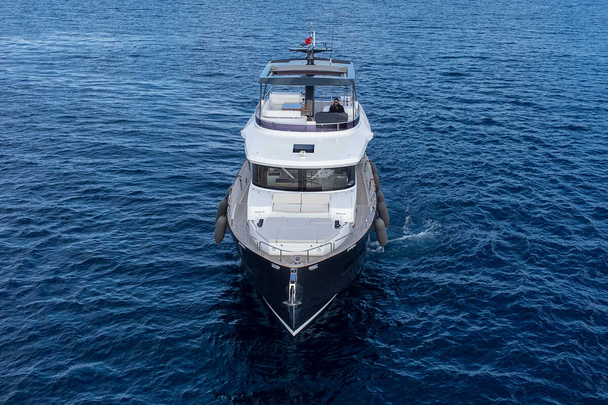 Экстерьер Sirena 58
