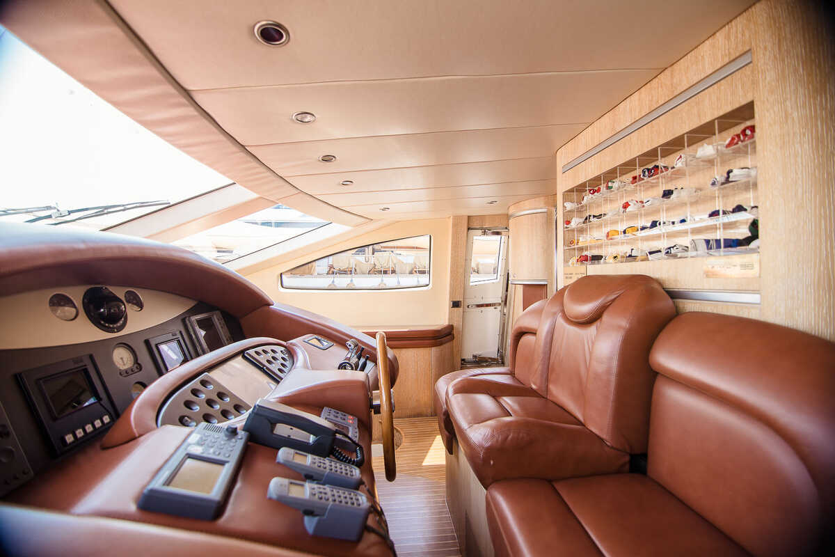 Azimut 98 Leonardo