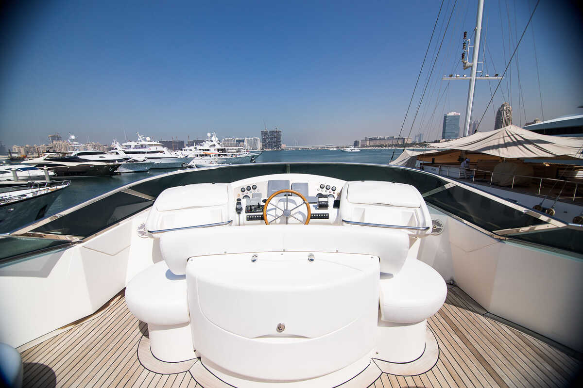 Azimut 98 Leonardo