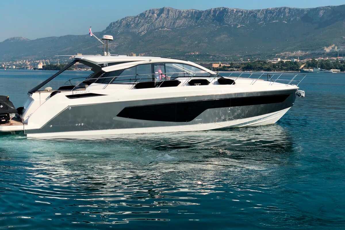 Экстерьер Atlantis 51