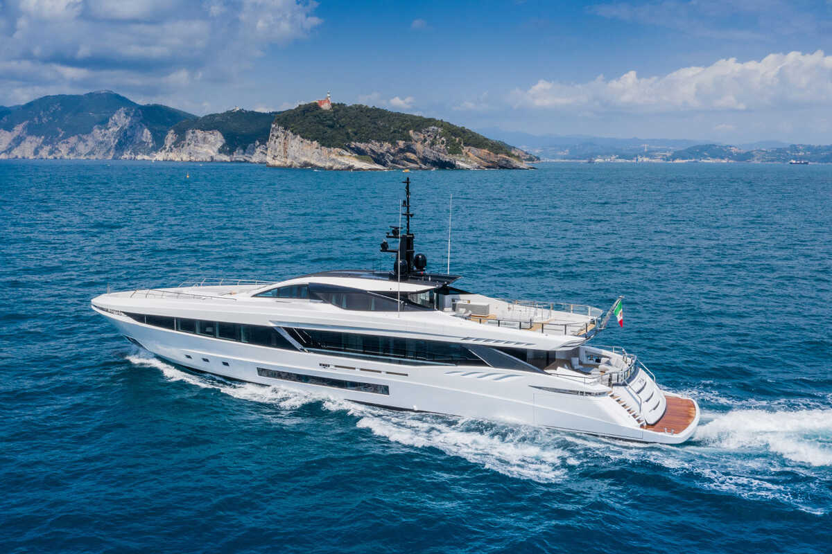 Экстерьер Mangusta GranSport 45