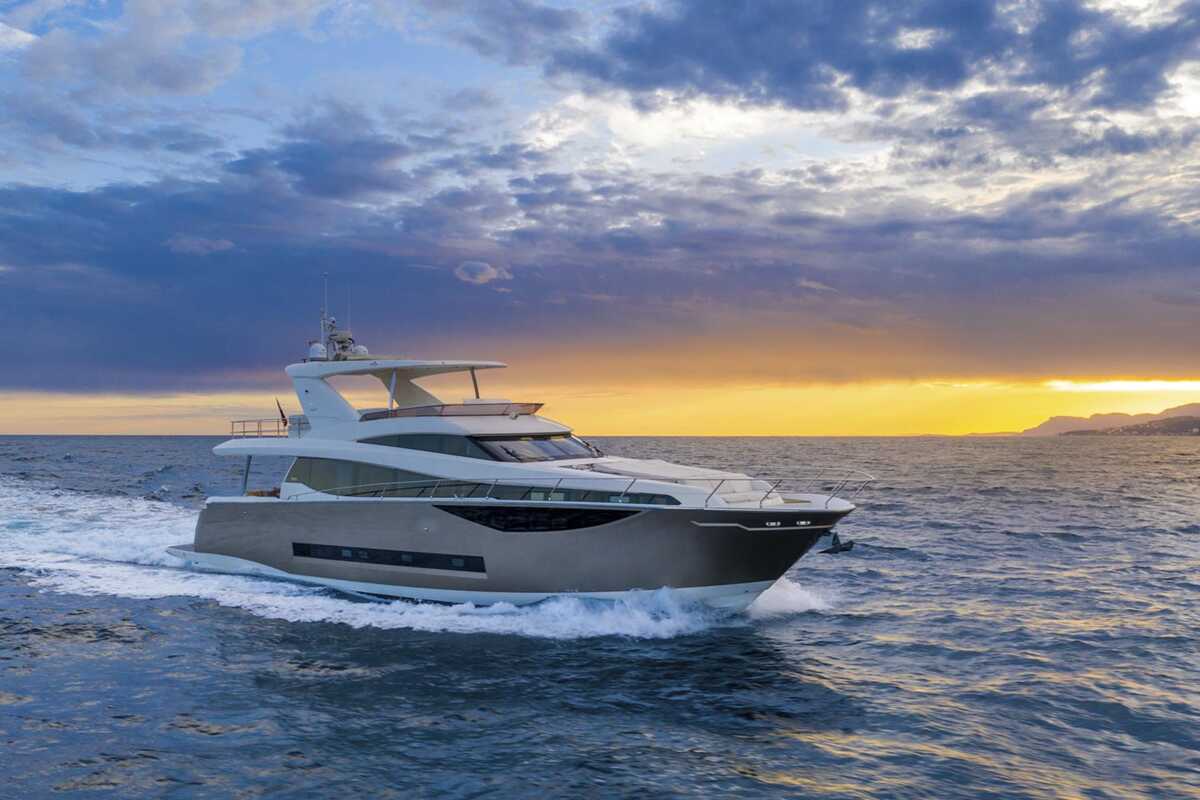 Экстерьер Prestige 750