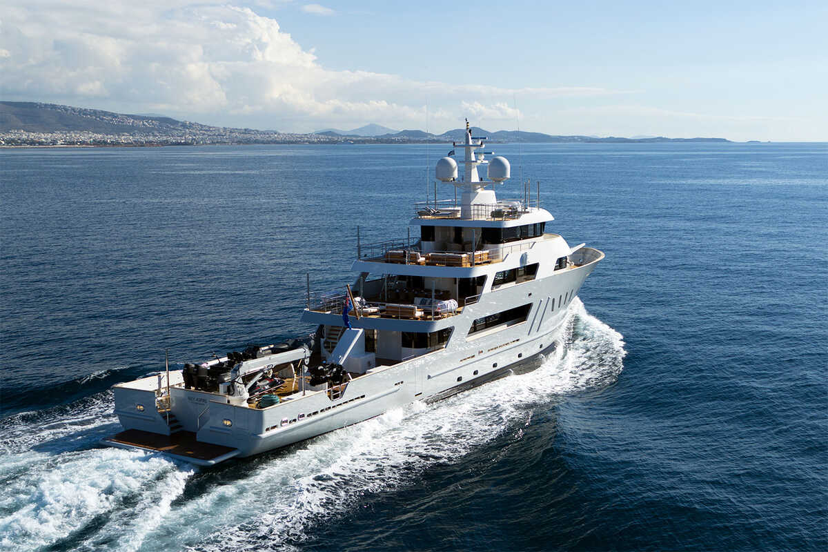 Экстерьер Benetti Aspire 51
