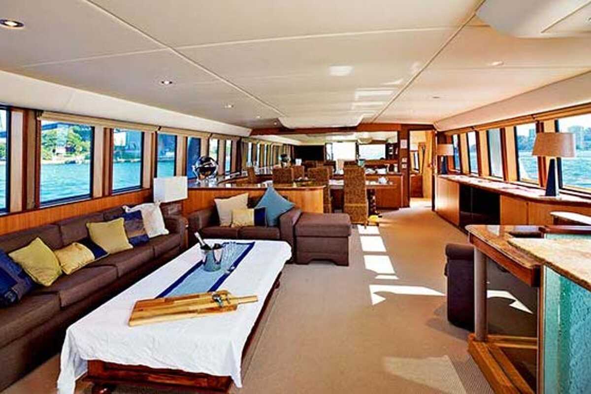 Lloyds Ships Australia COSMOS II, 32.50 м