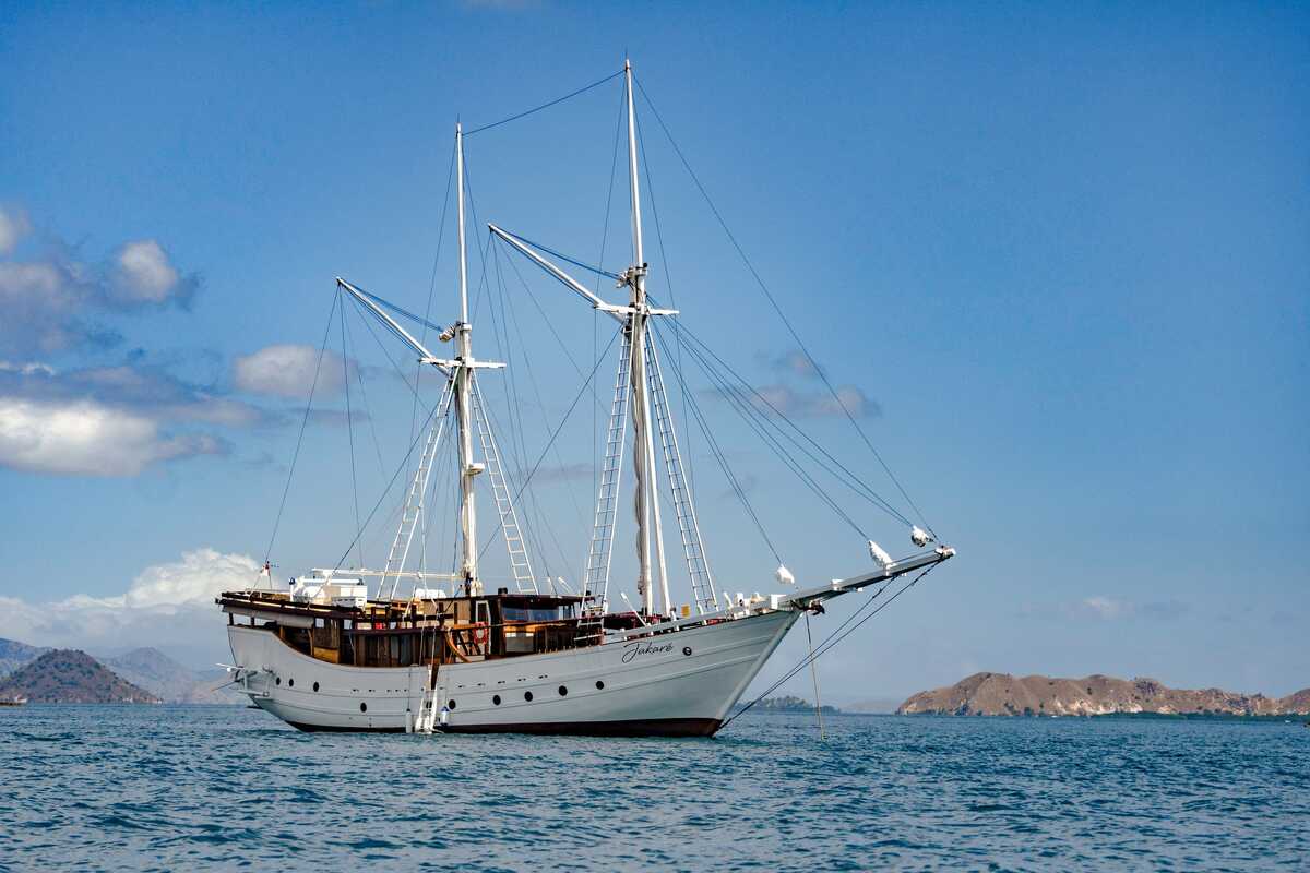 JAKARE, 35.00 м