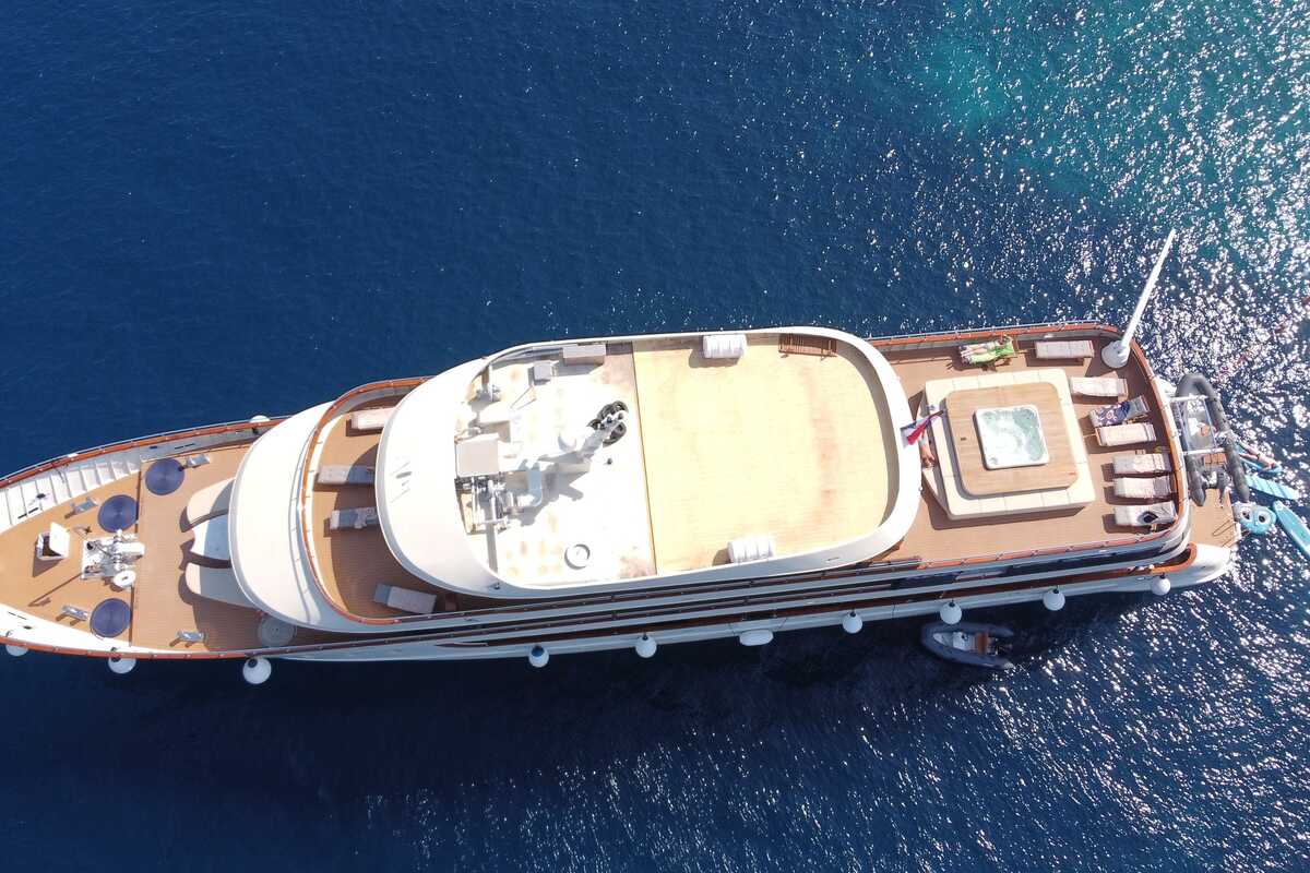Iskra Shipyard LASTAVICA, 49.00 м