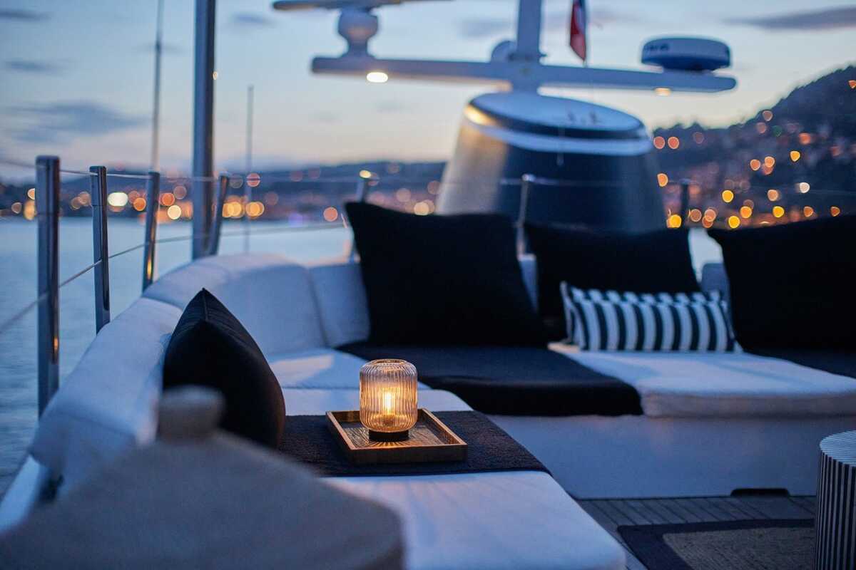 Benetti SOUNION II, 31.62 м
