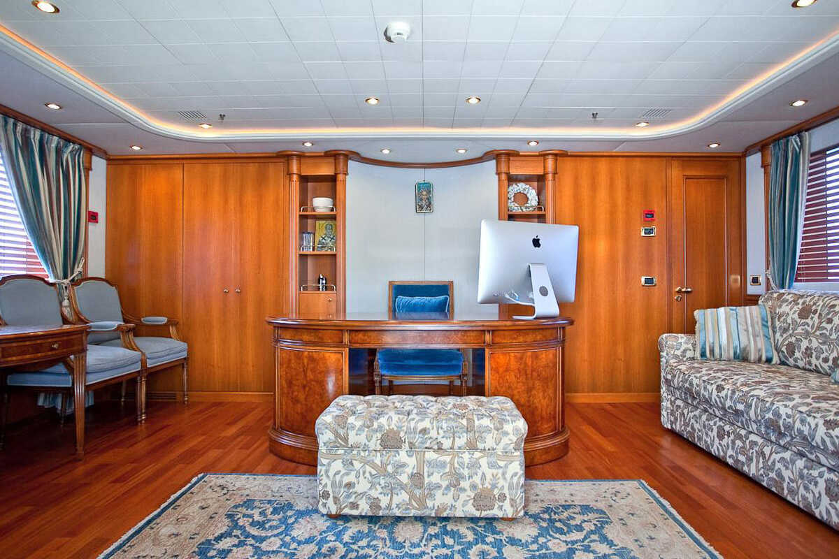 Rodriquez 38m M/Y APOLA