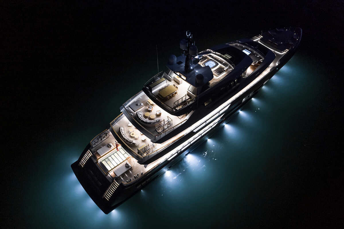 Экстерьер Sanlorenzo 64Steel