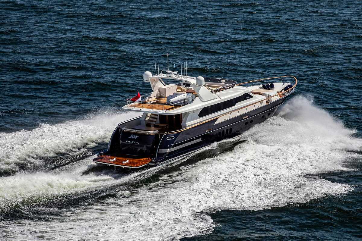 Экстерьер Van der Valk Flybridge 23 m