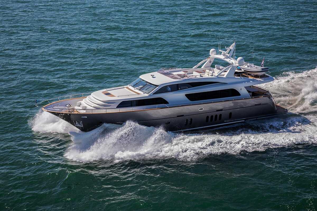 Экстерьер Van der Valk 26 m RPH