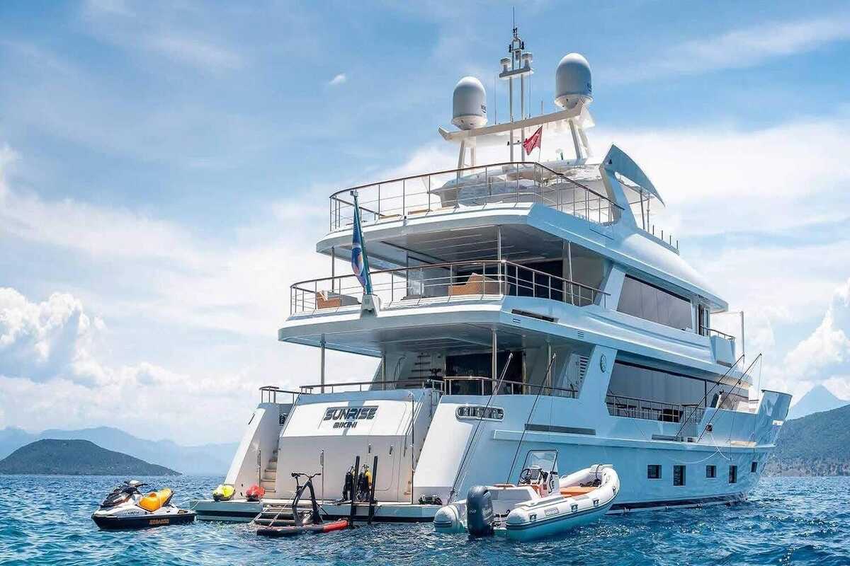 Экстерьер Yildiz 43m M/Y Sunrise 2020