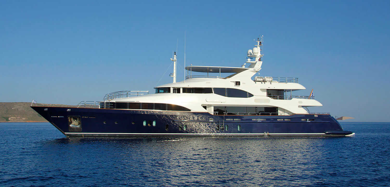 Benetti Vision 145