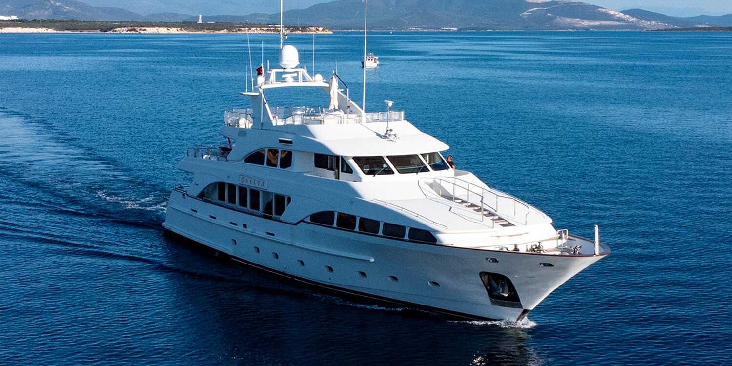 Benetti Classic 115 - продано